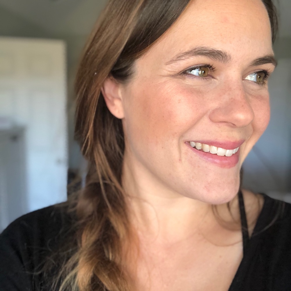 Meet your Posher, Carrie